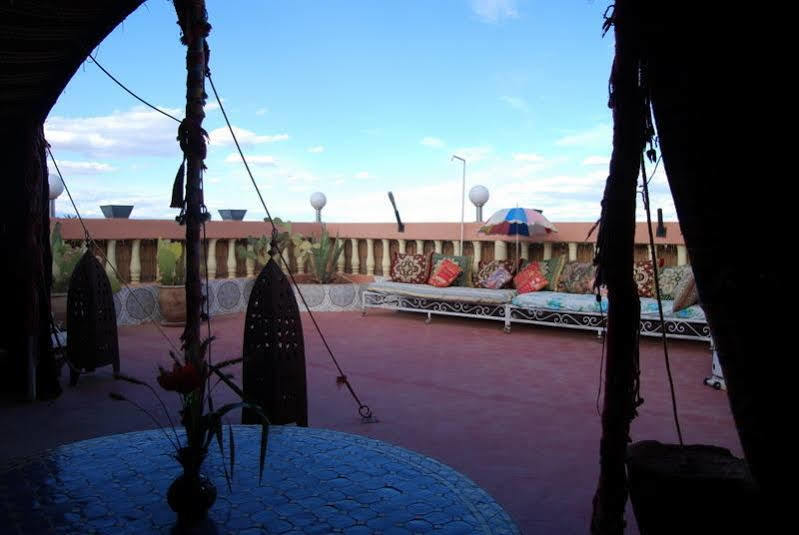 Le Temps De Vivre Acomodação com café da manhã Uarzazate Exterior foto